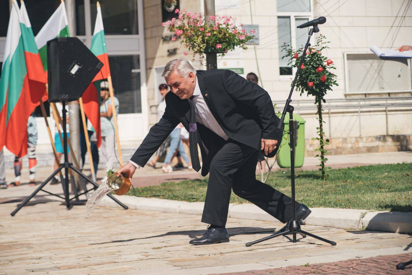  Кметът на Мездра открива фестивала 